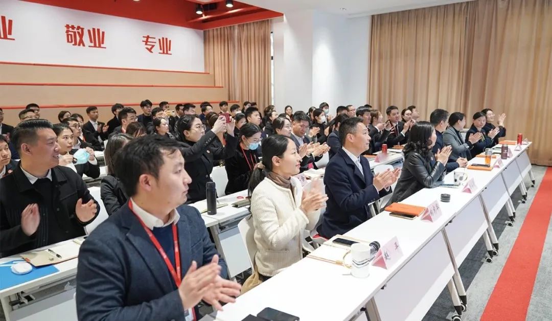 集中火力強(qiáng)開(kāi)發(fā)<div id=